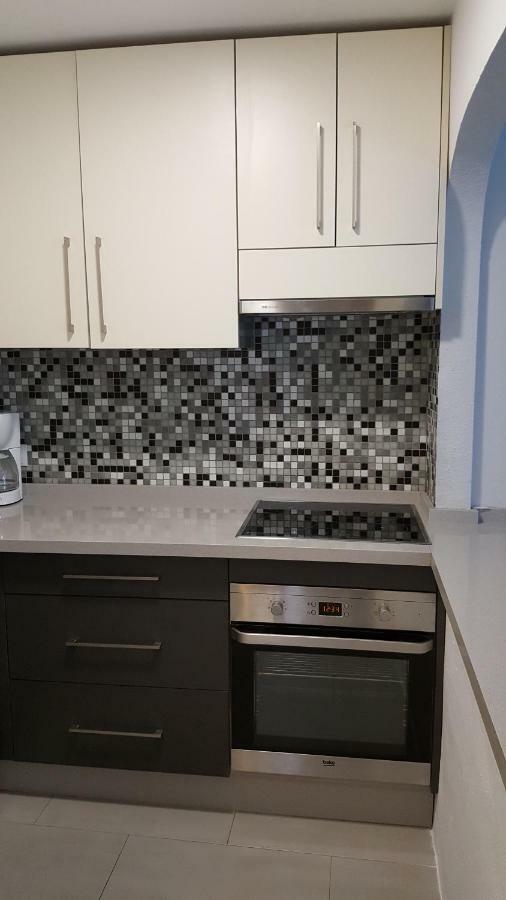 Apartamento Arroyo De La Miel, Luminoso Y Bonito Apartment Benalmadena Bagian luar foto