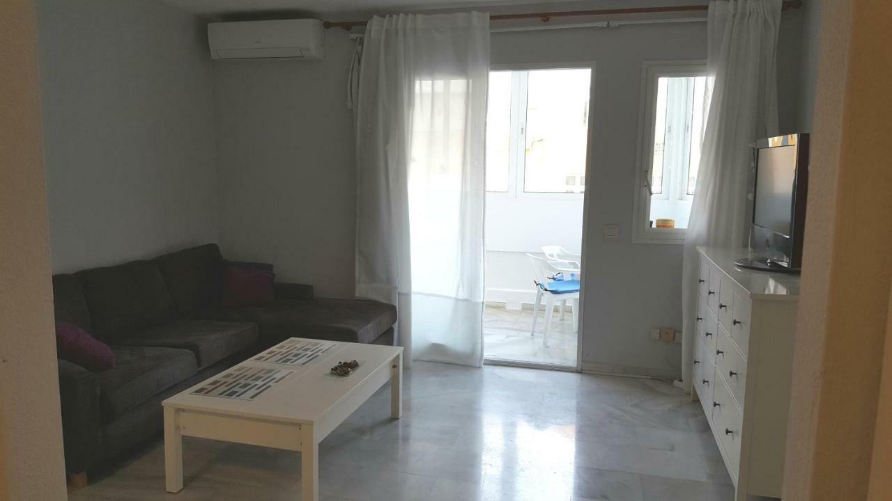 Apartamento Arroyo De La Miel, Luminoso Y Bonito Apartment Benalmadena Bagian luar foto