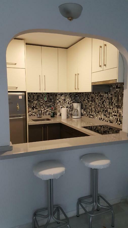 Apartamento Arroyo De La Miel, Luminoso Y Bonito Apartment Benalmadena Bagian luar foto